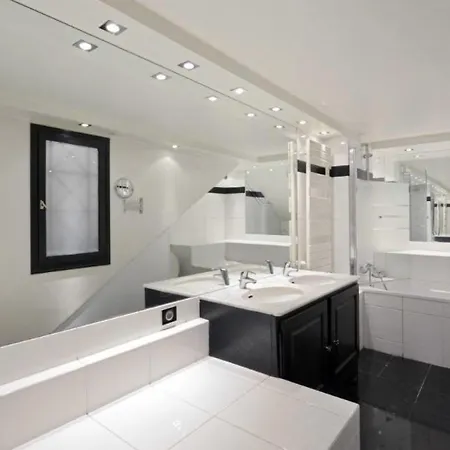 Center Le Marais By Studio Prestige