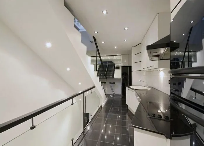 Center Le Marais By Studio Prestige *