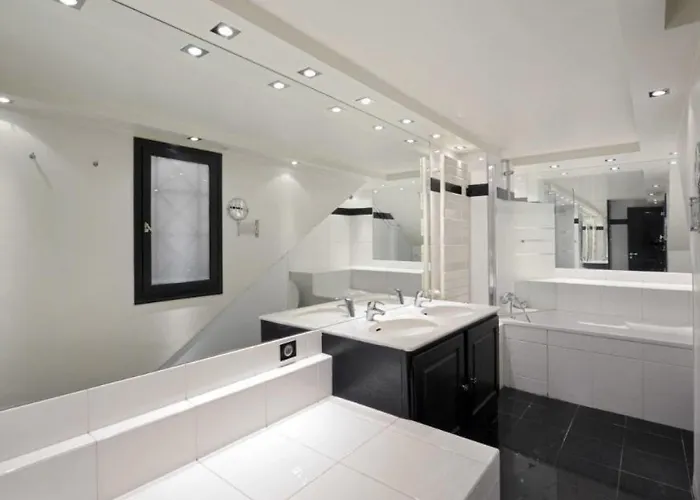 Center Le Marais By Studio Prestige